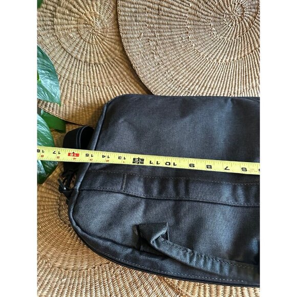 Lenovo 15.6” Laptop Cover carrying bag - Picture 10 of 11